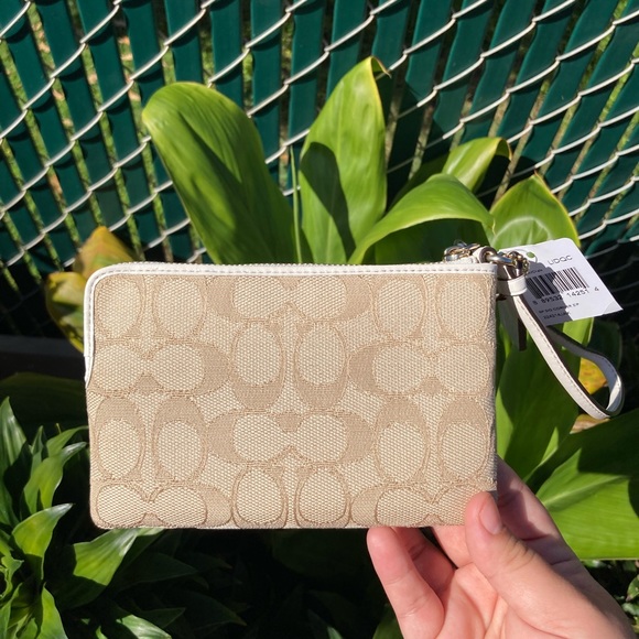 Brand new coach wallet - Picture 2 of 14